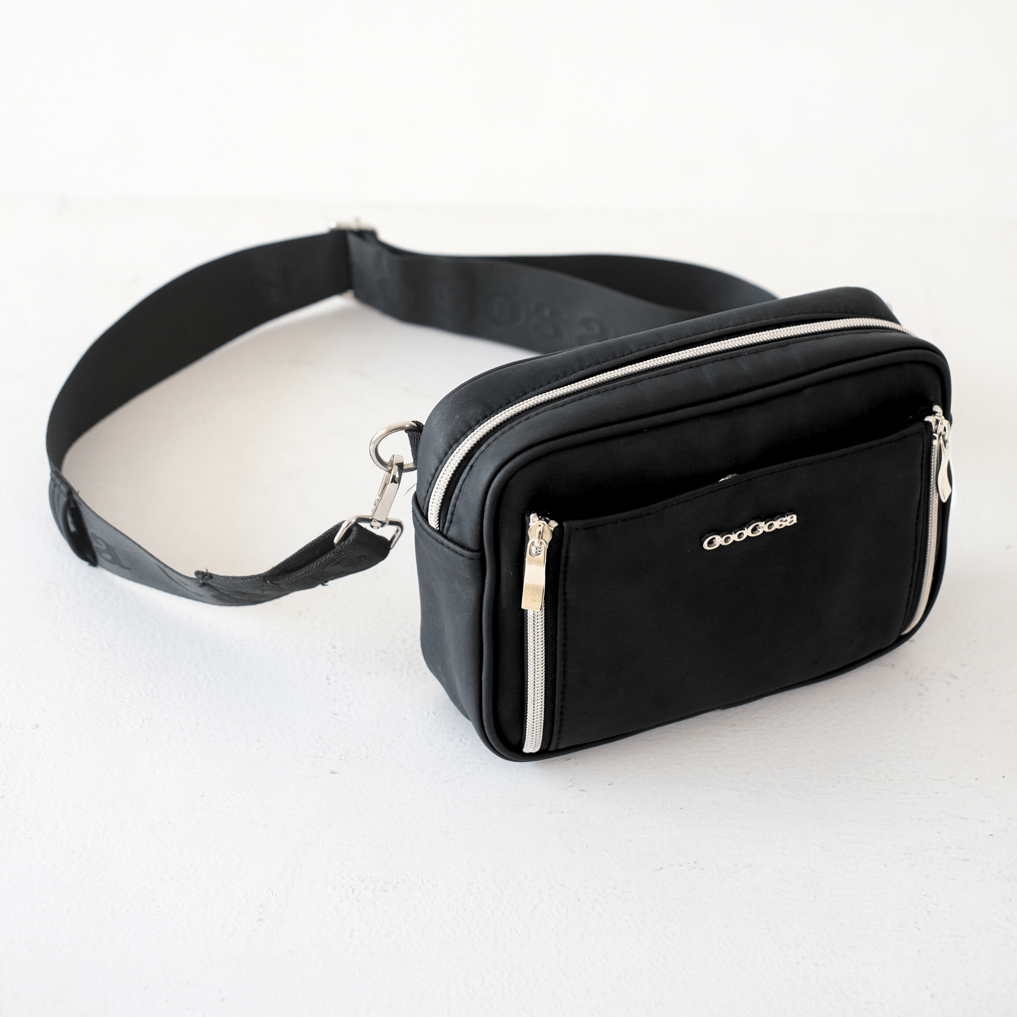 GooGosa Mini Bag – Stilren liten skötväska - GooGosa